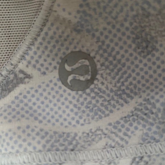 LULULEMON RARE Hotty Hot Short II *Long 4" - Picture 6 of 6